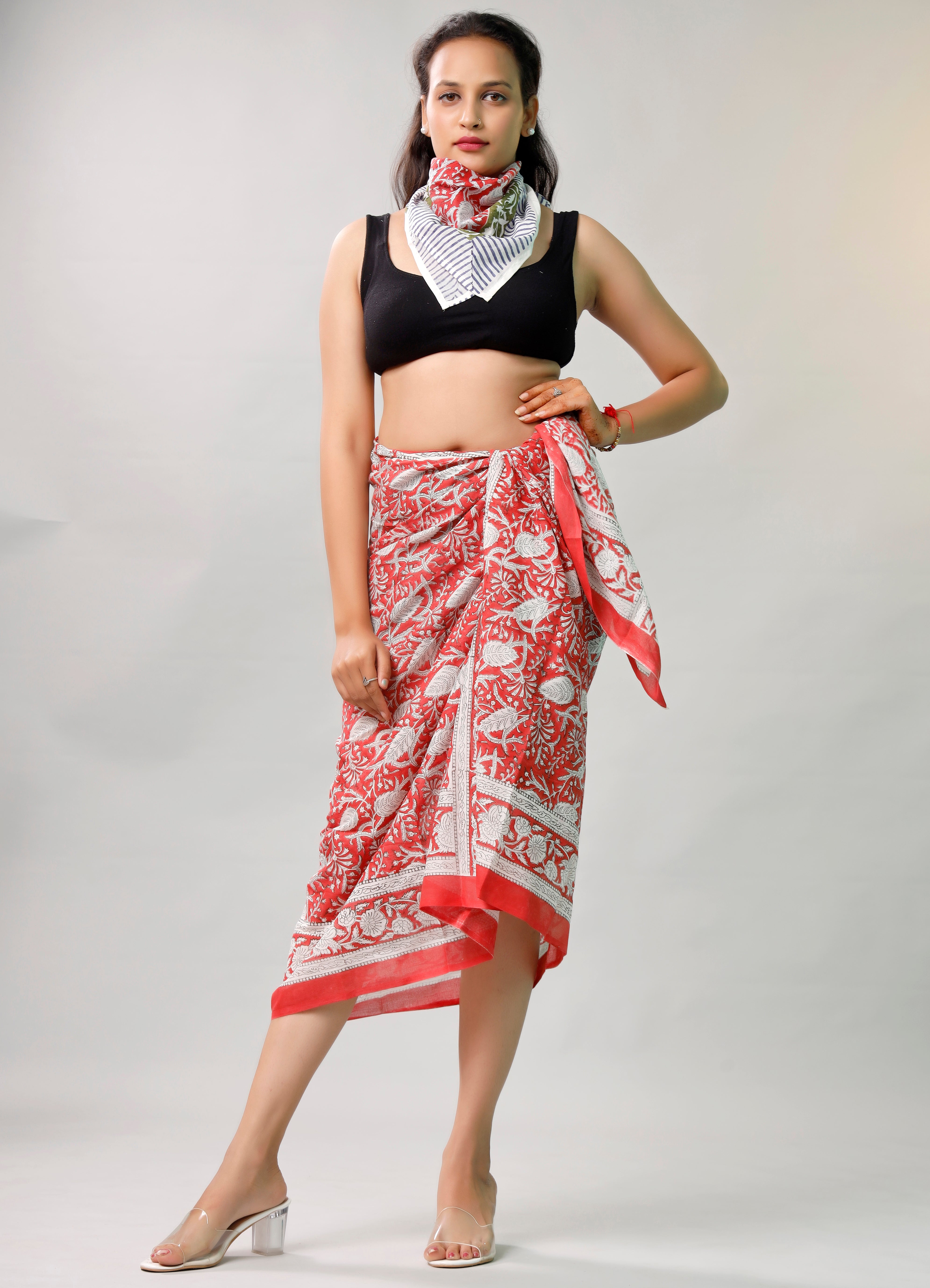 Women’s Cotton Floral Sarong, Lightweight Boho Beach Wrap, Indian Printed Pareo Scarf for Summer Travel