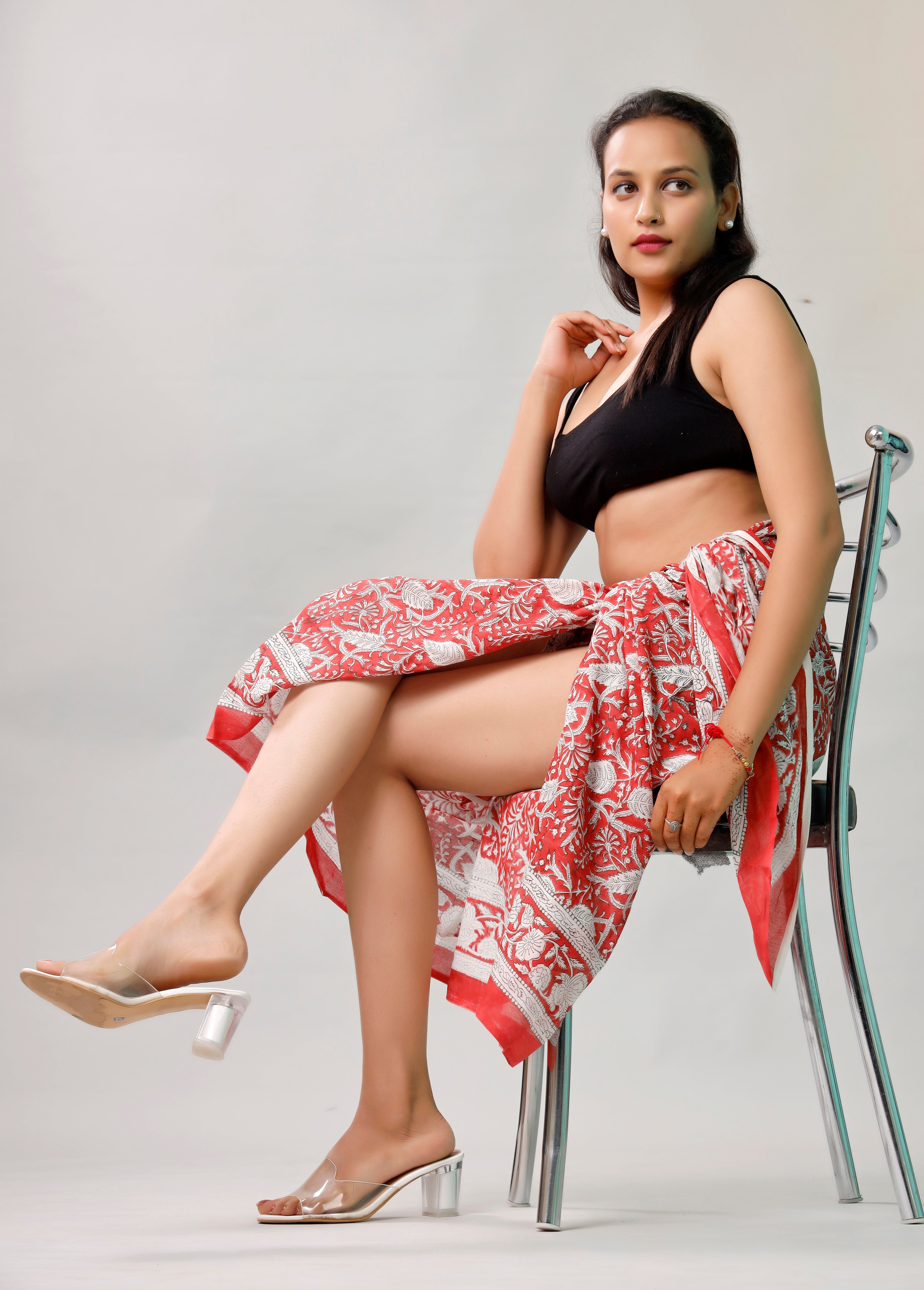 Women’s Cotton Floral Sarong, Lightweight Boho Beach Wrap, Indian Printed Pareo Scarf for Summer Travel