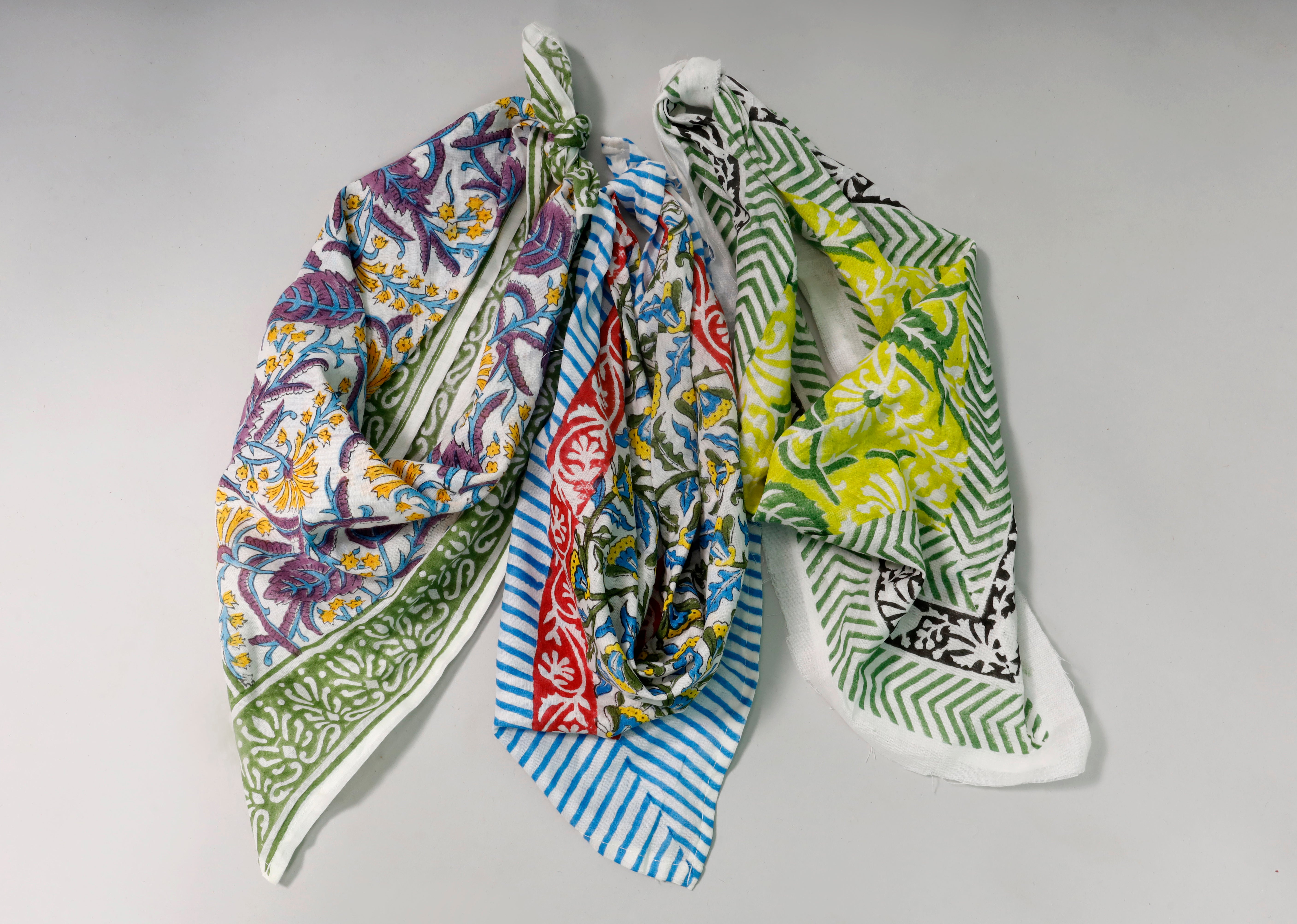 Set of 3 - Trendy Western Scarf For Festival & Outdoor, Cotton Bandana Scarf, Lightweight Floral Wrap, Summer Bohemian Head Wrap